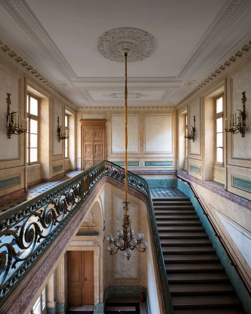 Cour d'honneur at Hôtel de la Marine: historic VIP gala venue with grand architecture.