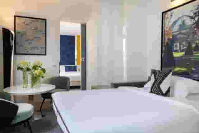 Rooms & Suites