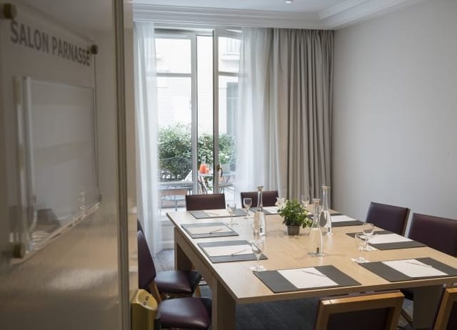 Salon Parnasse boardroom at Hôtel Le Littré for professional meetings and executive retreats.