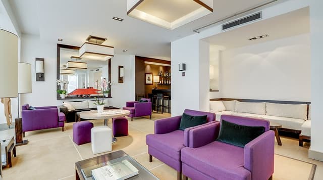 seminar room