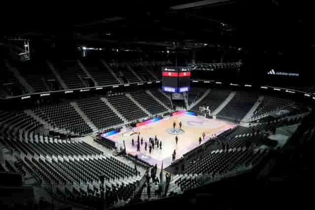 Loft Sport at Adidas Arena: Multi-purpose event space with tiered seating for sports and conferences.