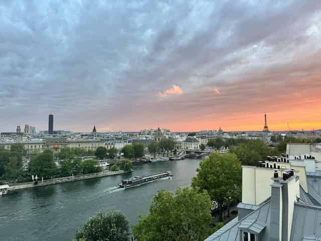 Le Tout-Paris