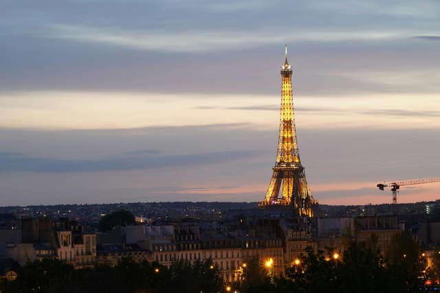 Le Tout-Paris