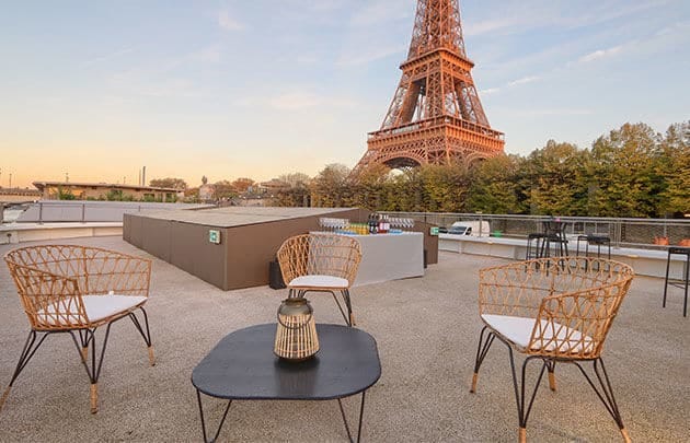 Gustave Événements Paris: Rooftop event space with iconic city views for VIP networking and parties.