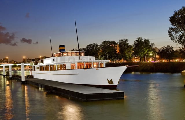 The Clipper Paris yacht venue: elegant waterfront setting for corporate events and private galas.