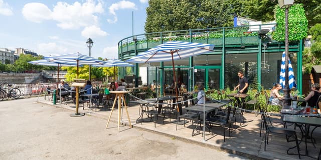Beer garden