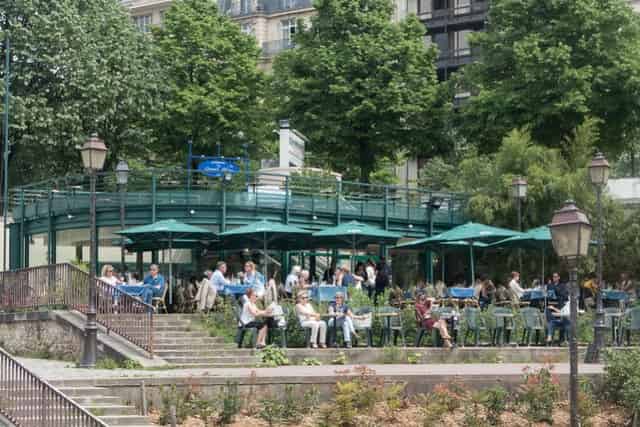 Beer garden