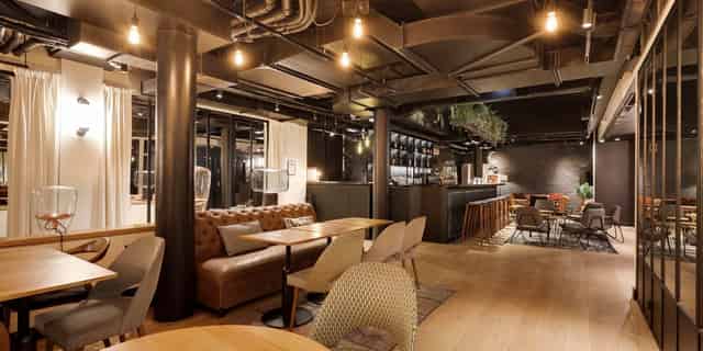 Bar