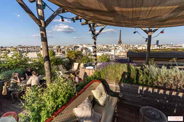 Rooftop terrace in Paris with iconic city views, ideal for luxury corporate reception events.