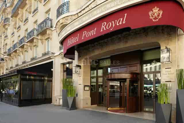 Salon Bibliothèque at Hotel Pont Royal for luxury executive retreats and board meetings.