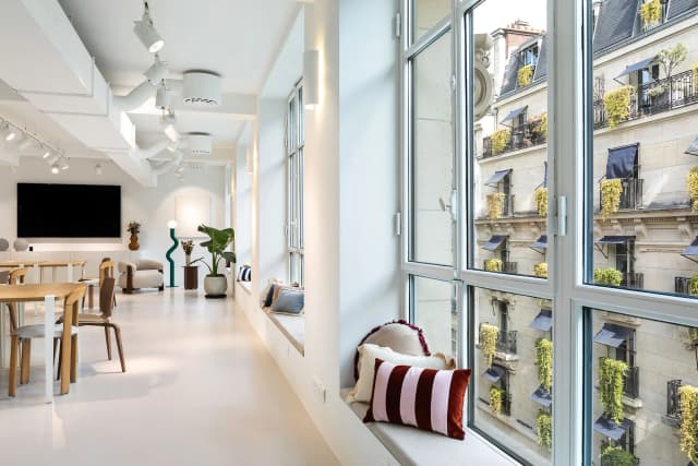 Showroom et Privatisation