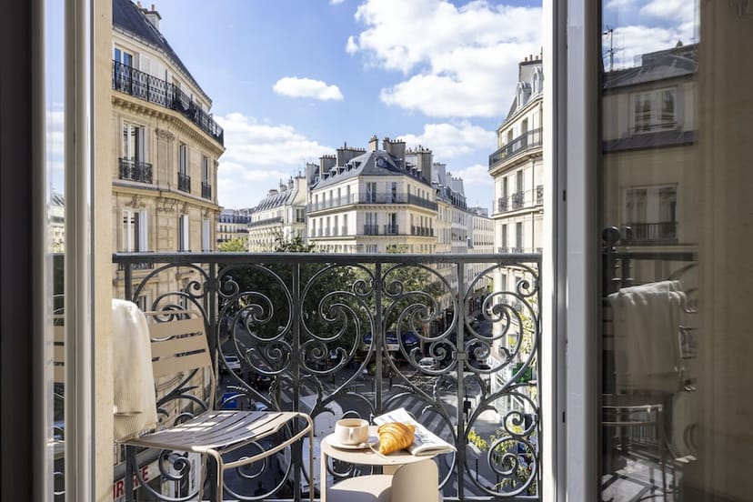 Parisian balcony view at Hôtel Beige, luxury event space and VIP incentive trip venue.