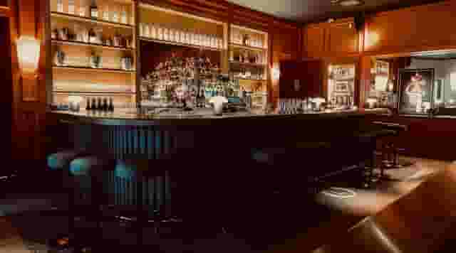 cocktail bar