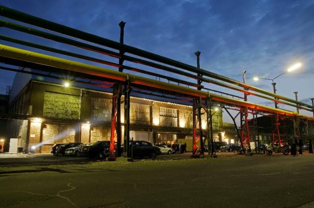 Industrial Federnfabrik at Areal Böhler: atmospheric architecture for product launch and gala.