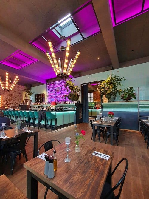 Gastronomy at Areal Böhler: Modern bar venue for corporate events and social mixers.