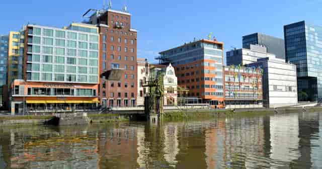 Modern Salon 1 Marco Polo in Düsseldorf Hafen for corporate events and incentive trips.