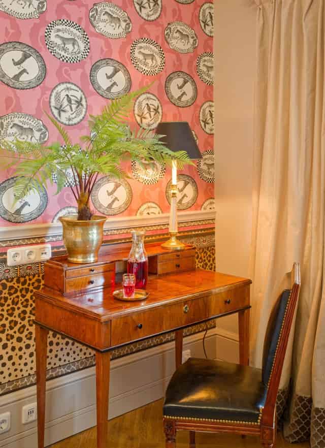 Club Room