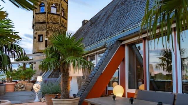 Rooftop Lounge