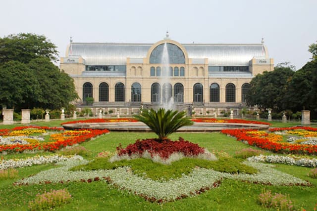 Botanical garden