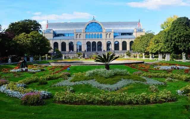 Botanical garden