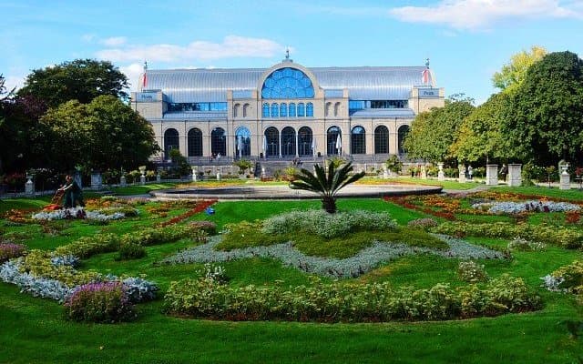 Botanical garden