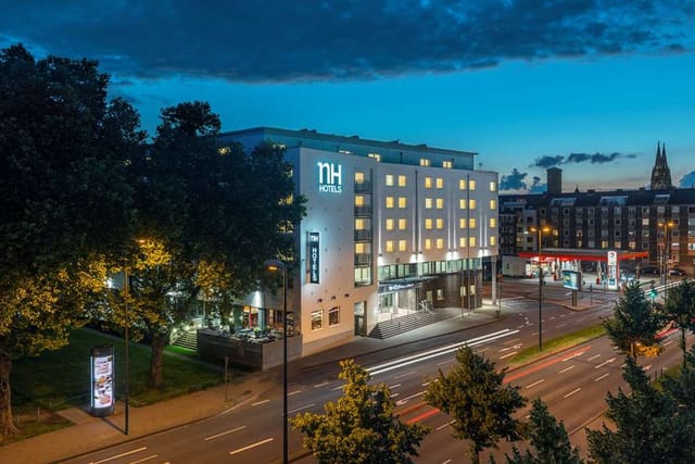 Deutz NH Koeln Altstadt exterior: accessible city-center property for corporate events and meetings.