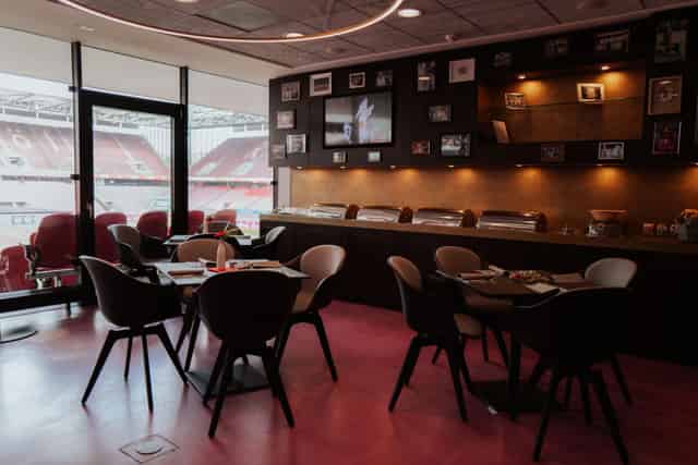 Hennes Weisweiler Lounge