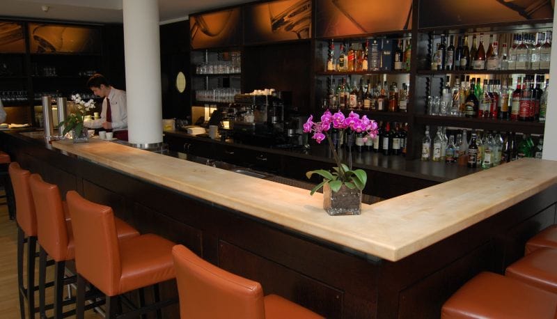 Hotel Begardenhof bar with professional setup, ideal for networking receptions and corporate events.