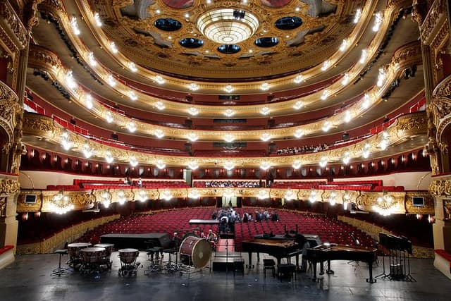 Performing arts theater