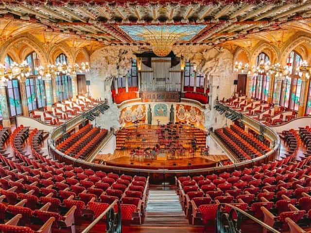 Ornate tiered auditorium in Ronda, Barcelona, perfect for keynote and gala event venues.