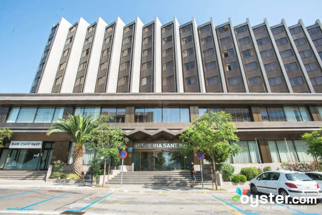 Hesperia Barcelona Sant Just hotel entrance for corporate conference and group event venue.
