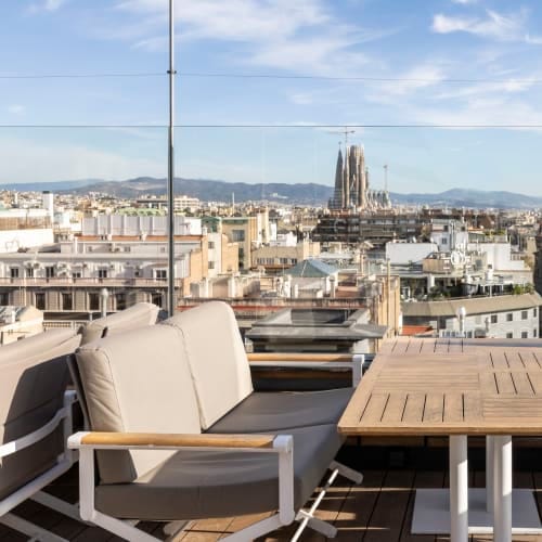Premium Barcelona rooftop terrace for exclusive networking receptions and corporate events.