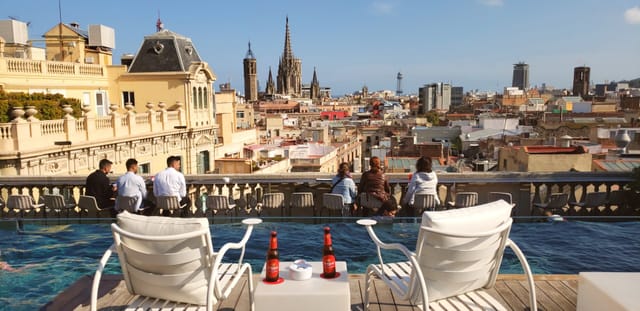 Luxury rooftop bar with panoramic views, ideal for executive retreats and corporate events.
