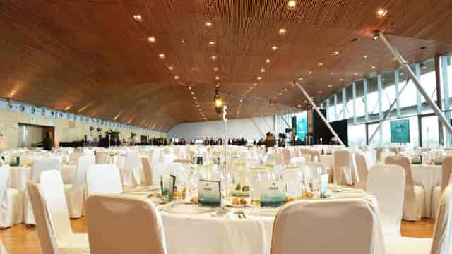 VIP room at CCIB Barcelona with wood-vaulted ceiling for corporate dinners and awards ceremonies.