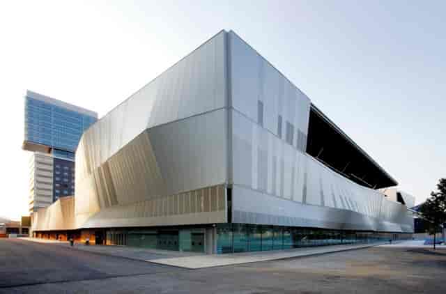 CCIB Barcelona Mezzanine M2: Modern event space for large-scale trade shows and plenary sessions.