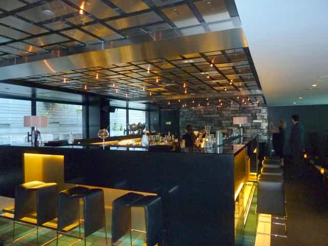 Banker’s Bar, Mandarin Oriental Barcelona: Modern venue for VIP receptions and corporate networking.