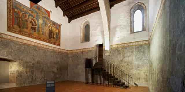 Monestir de Pedralbes Activities Room: historical venue for intimate event receptions.