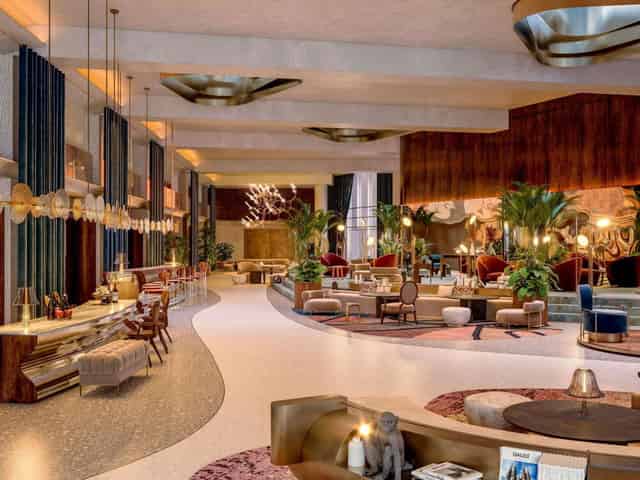 Lounge Bar