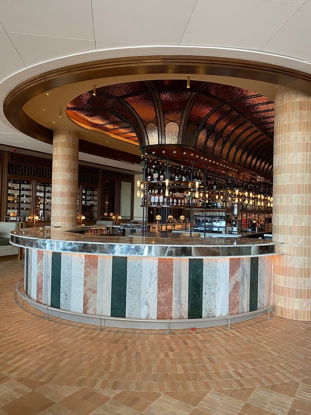 Lounge Bar