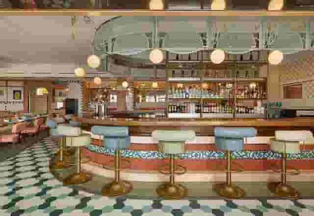 Lounge Bar