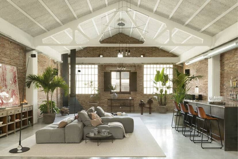 Industrial-chic loft studio for corporate networking events and VIP cocktail hours.