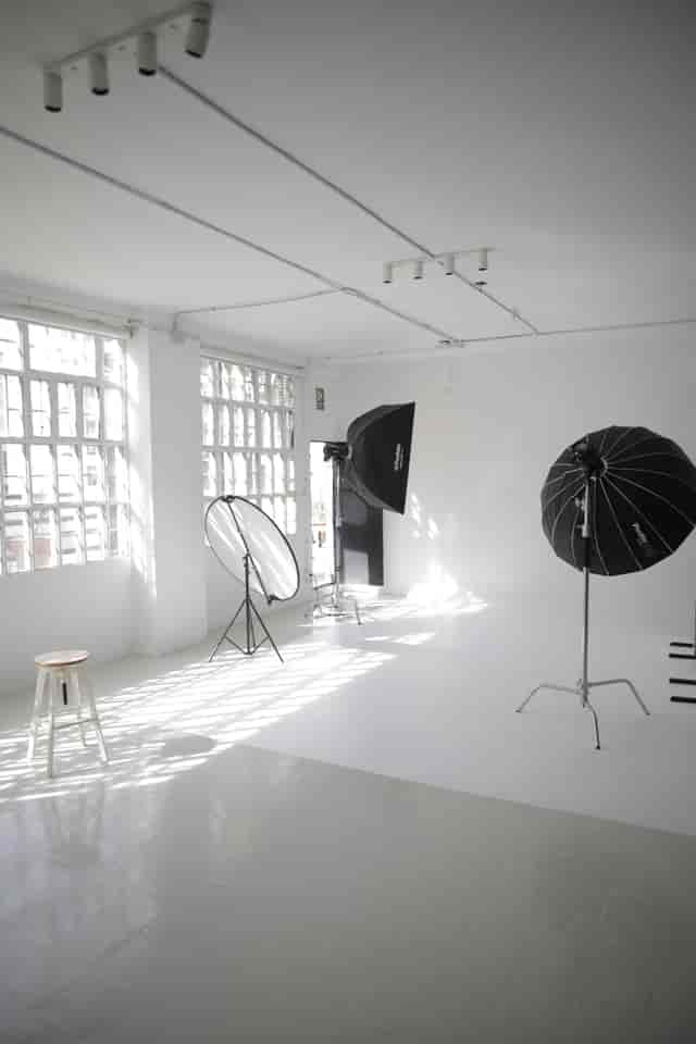 Minimalist photography studio loft for product launches and brand activations.