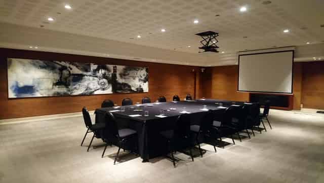 Azulete Meeting Room