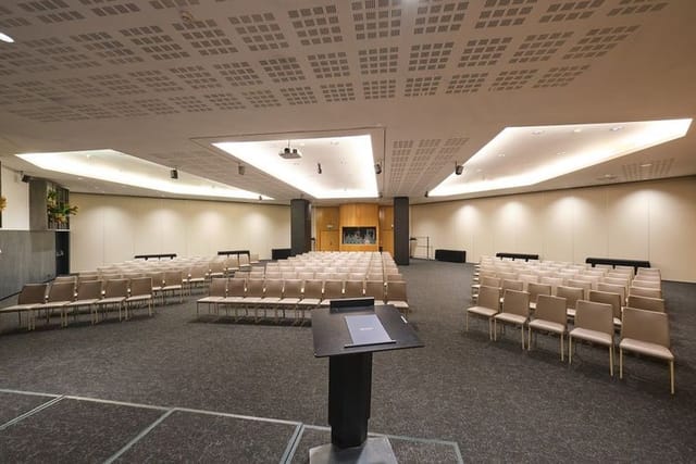 Theater-style setup in Hotel SB Icaria Sala Europa for corporate events and conferences.
