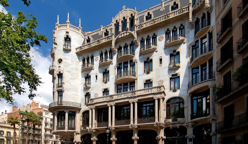 Historic Hotel Casa Fuster venue in Barcelona for upscale corporate meetings and incentive trips.