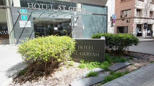 Hotel Silken Sant Gervasi exterior, intimate meeting venue for small business events.