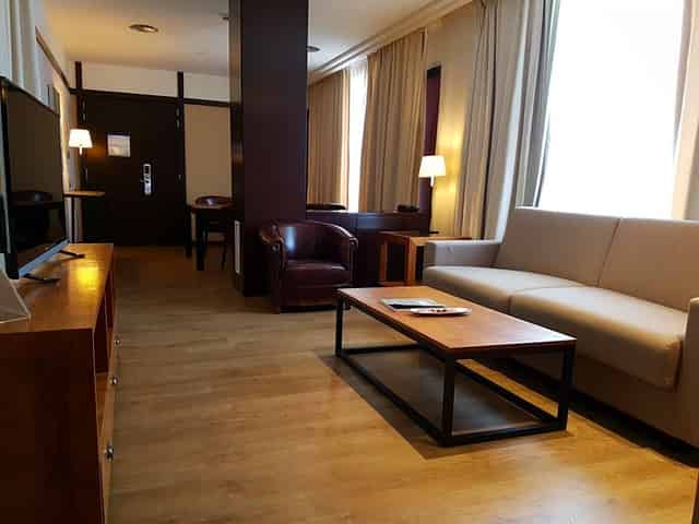 Universal Room