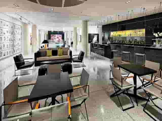 Bar