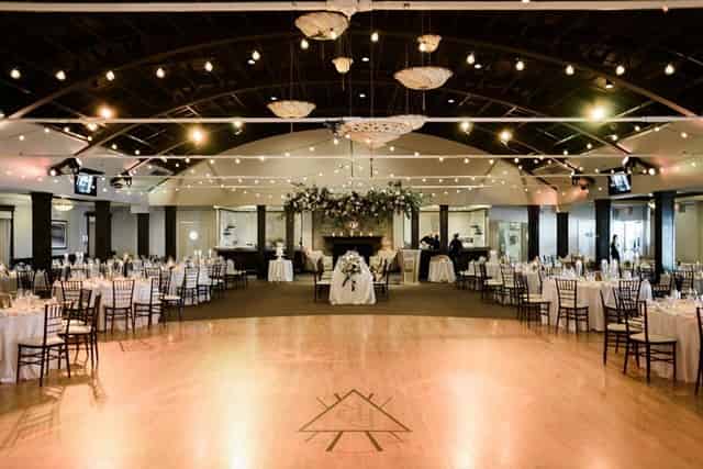 Banquet hall
