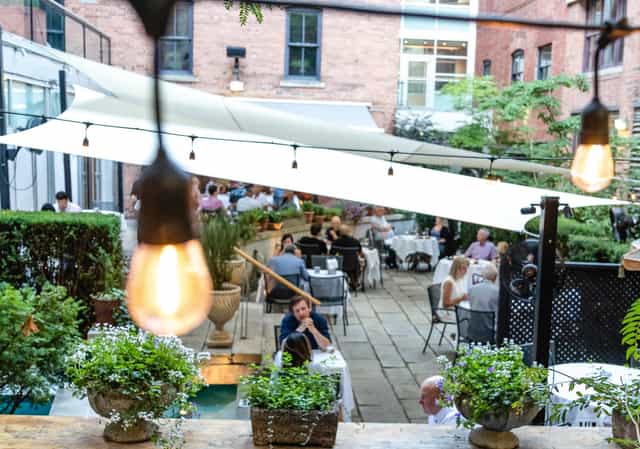 GEORGE Restaurant